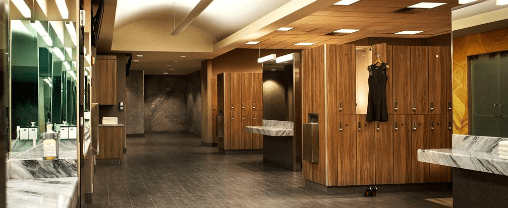 Equinox w Hollywood szatnia